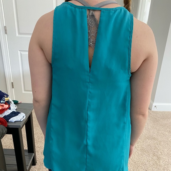 Tank top - Picture 2 of 3